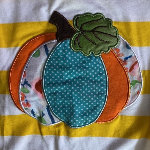 IBTOM Castle ruffle, pumpkin romper Size 12m - Picture 2 of 10